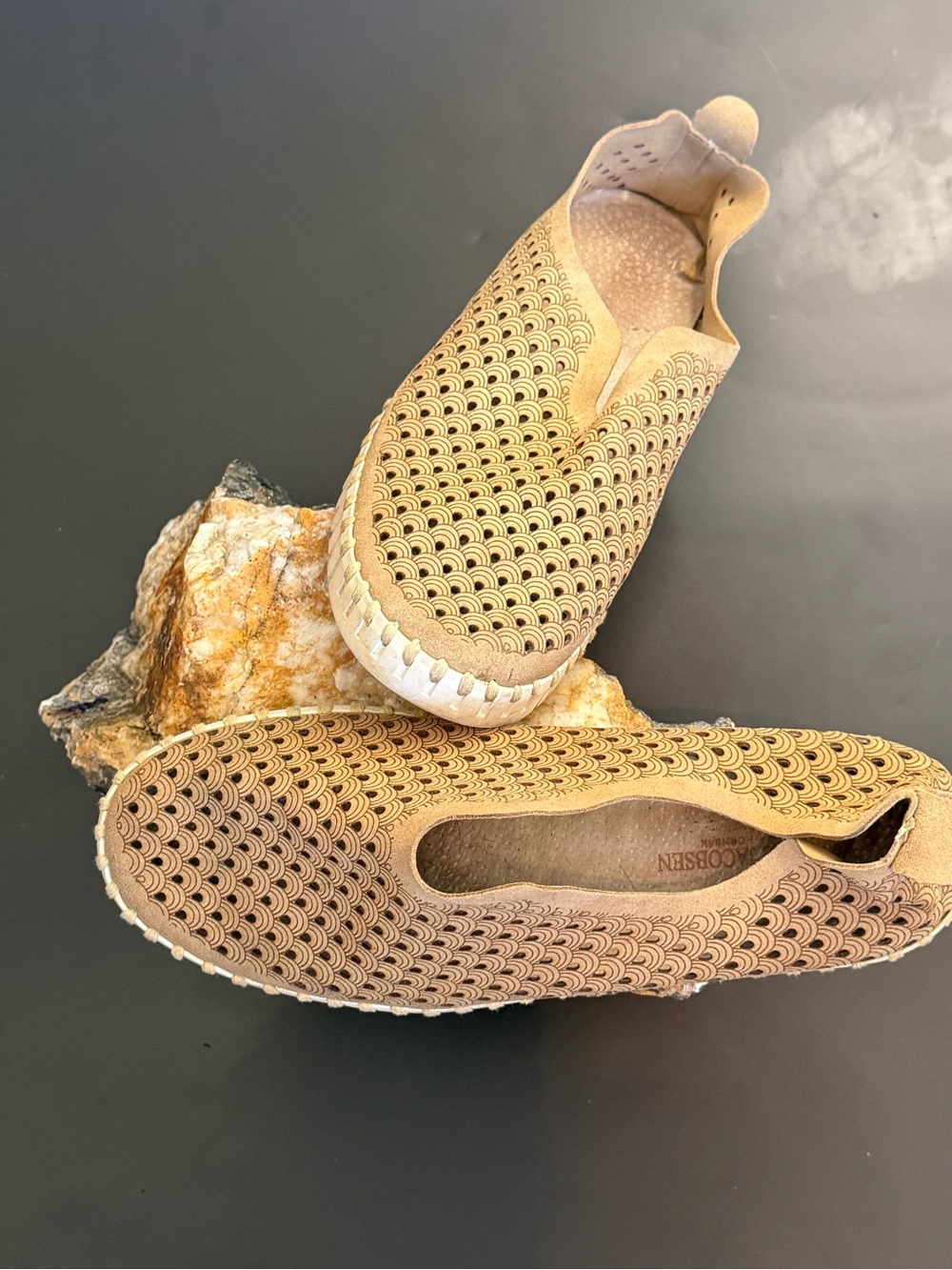 Women’s Casual Slip-On Shoes in Tan